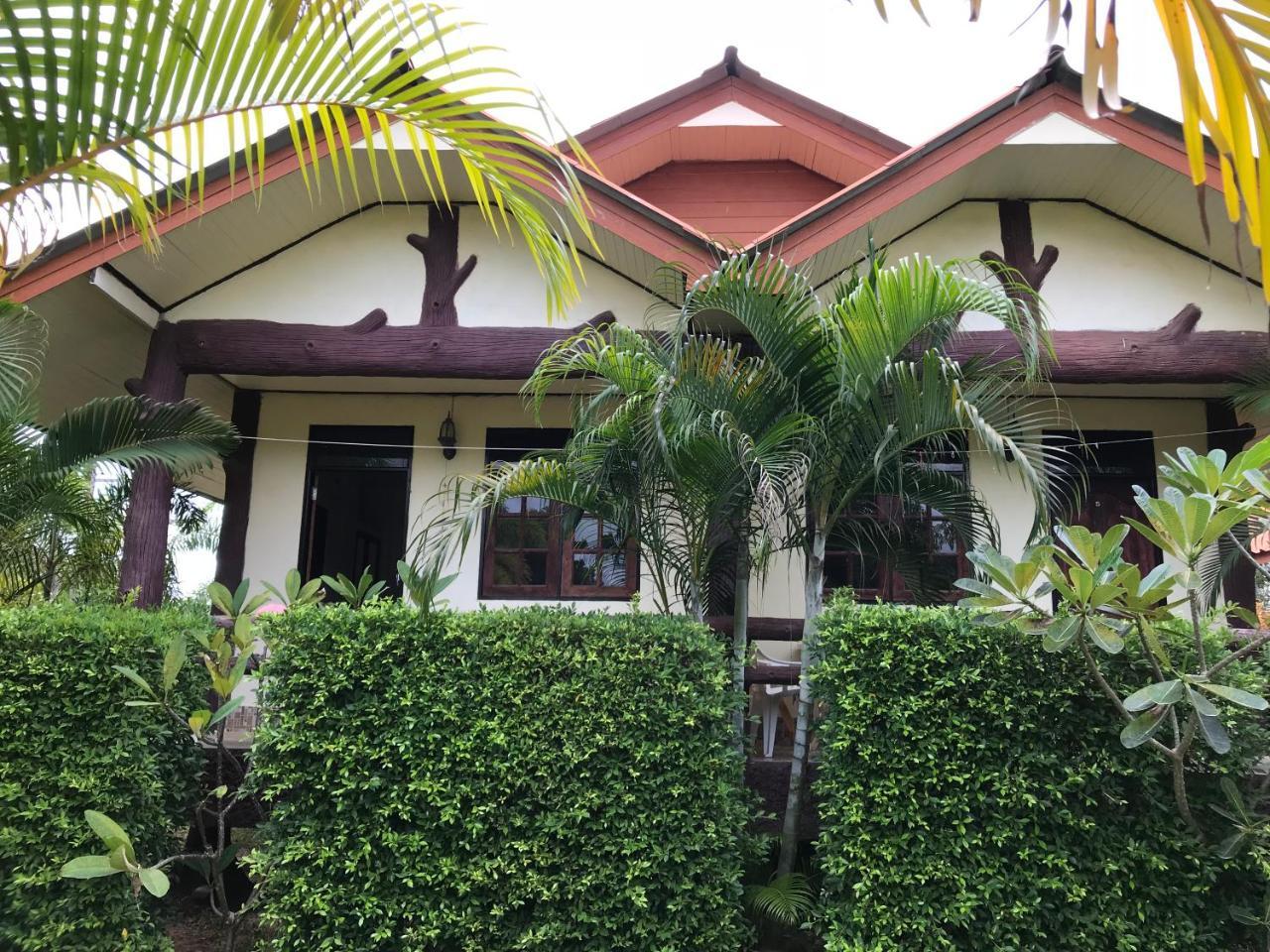 Lanta School Beach Resort Ko Lanta Екстериор снимка