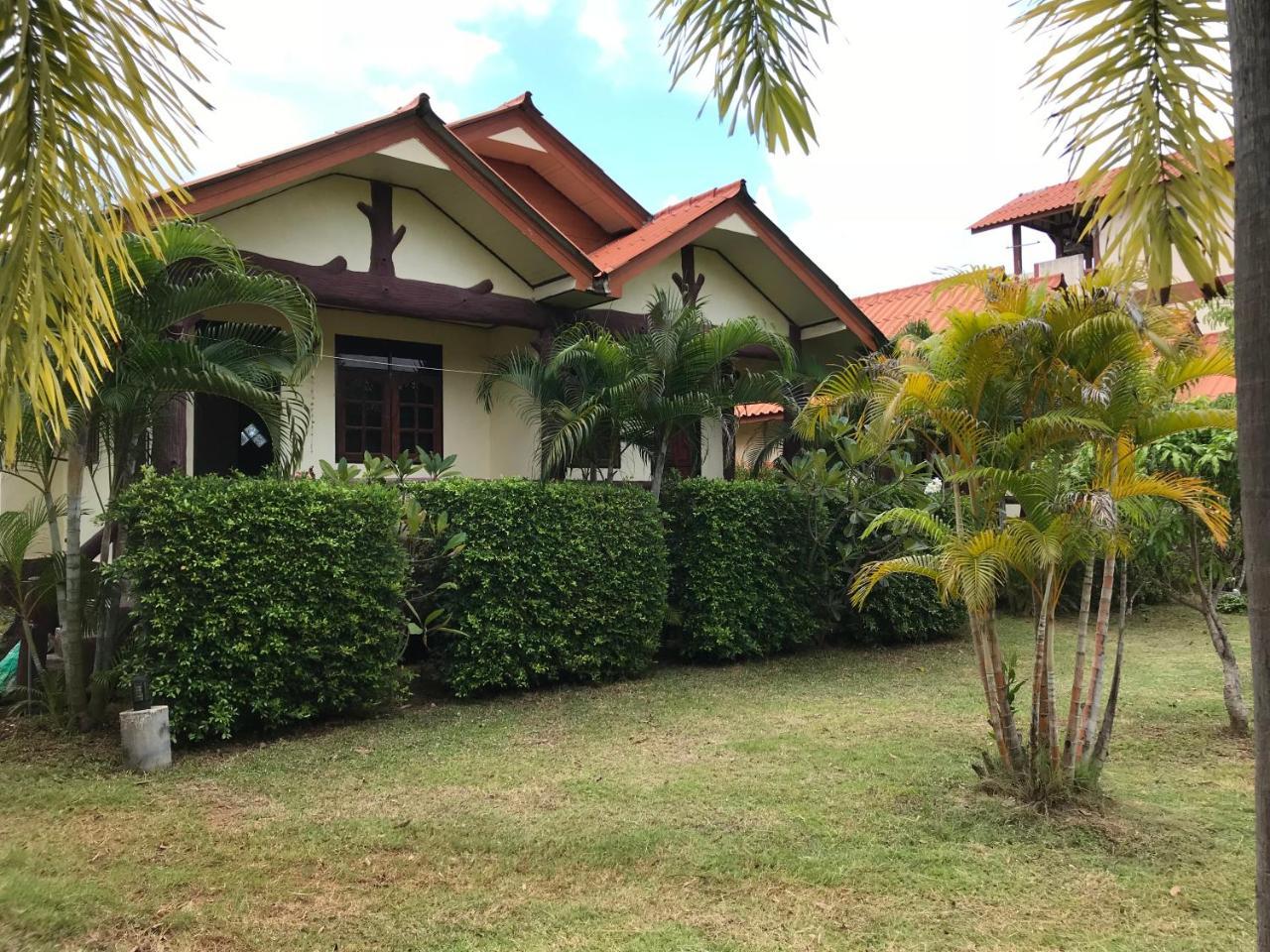 Lanta School Beach Resort Ko Lanta Екстериор снимка