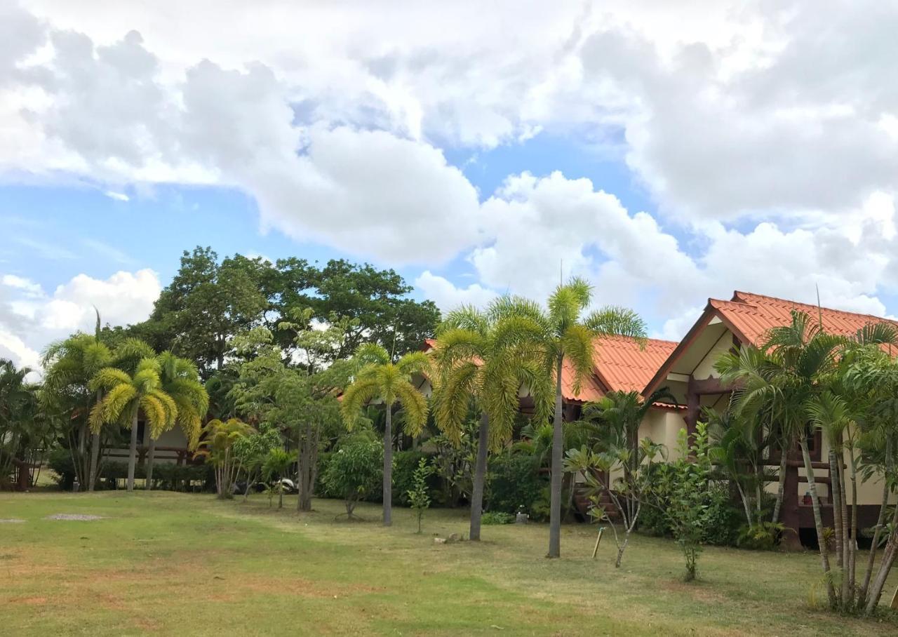 Lanta School Beach Resort Ko Lanta Екстериор снимка