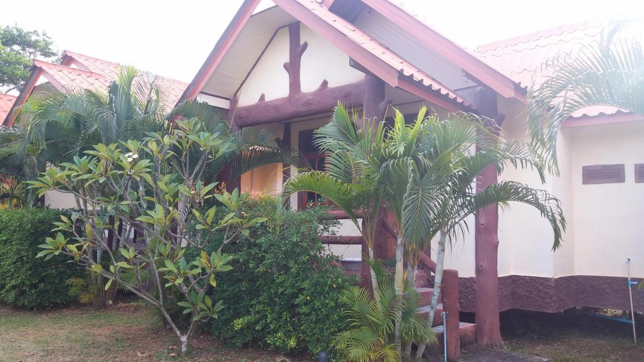 Lanta School Beach Resort Ko Lanta Екстериор снимка