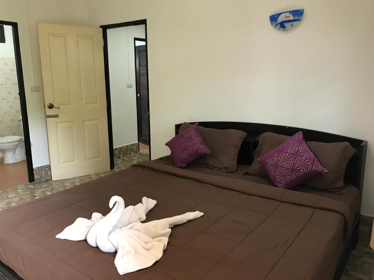 Lanta School Beach Resort Ko Lanta Екстериор снимка