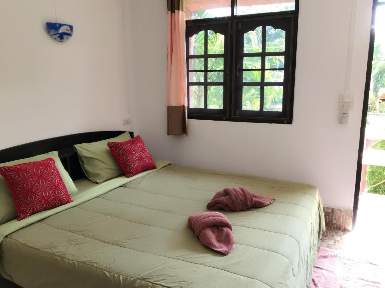 Lanta School Beach Resort Ko Lanta Екстериор снимка