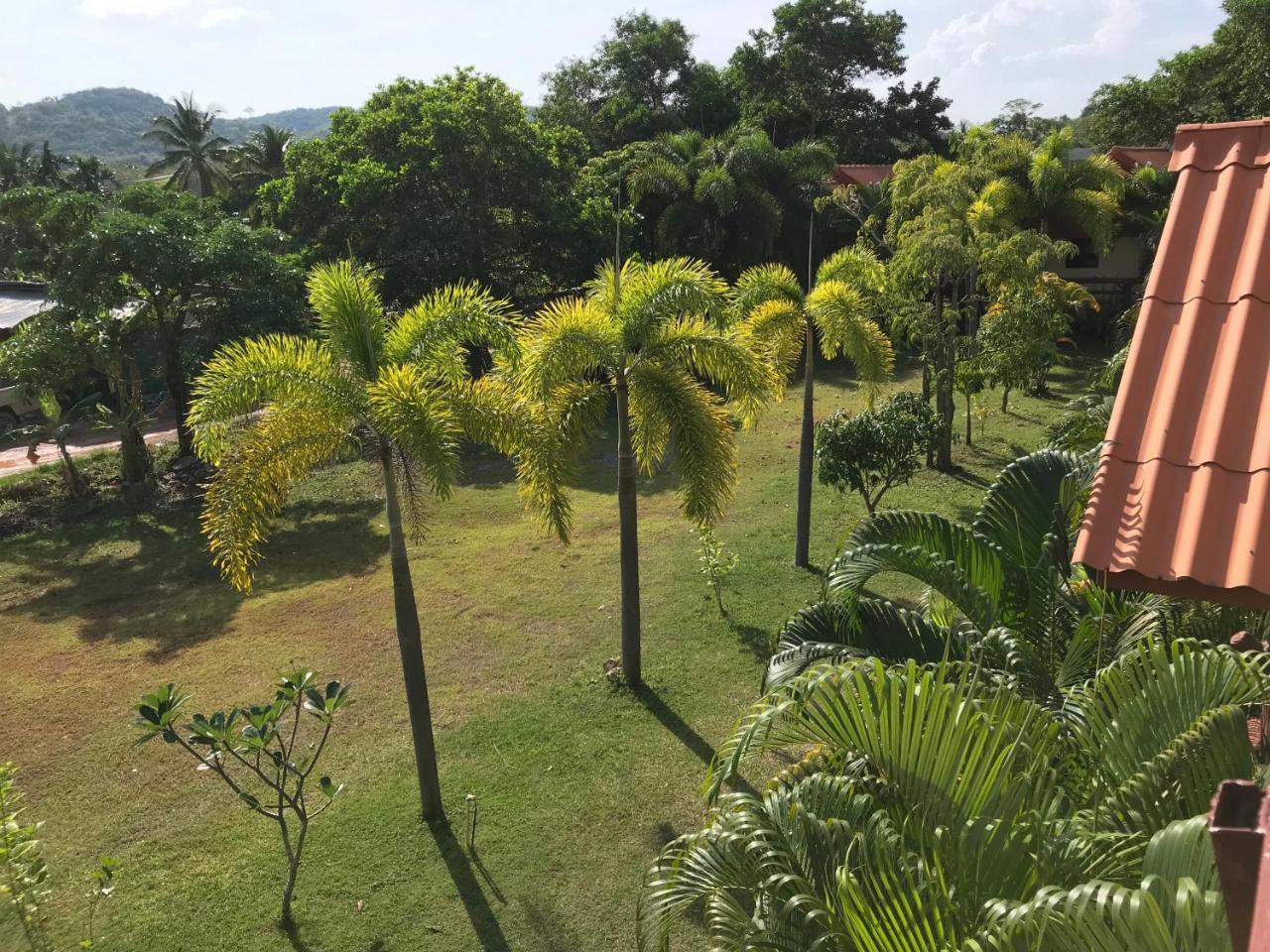 Lanta School Beach Resort Ko Lanta Екстериор снимка
