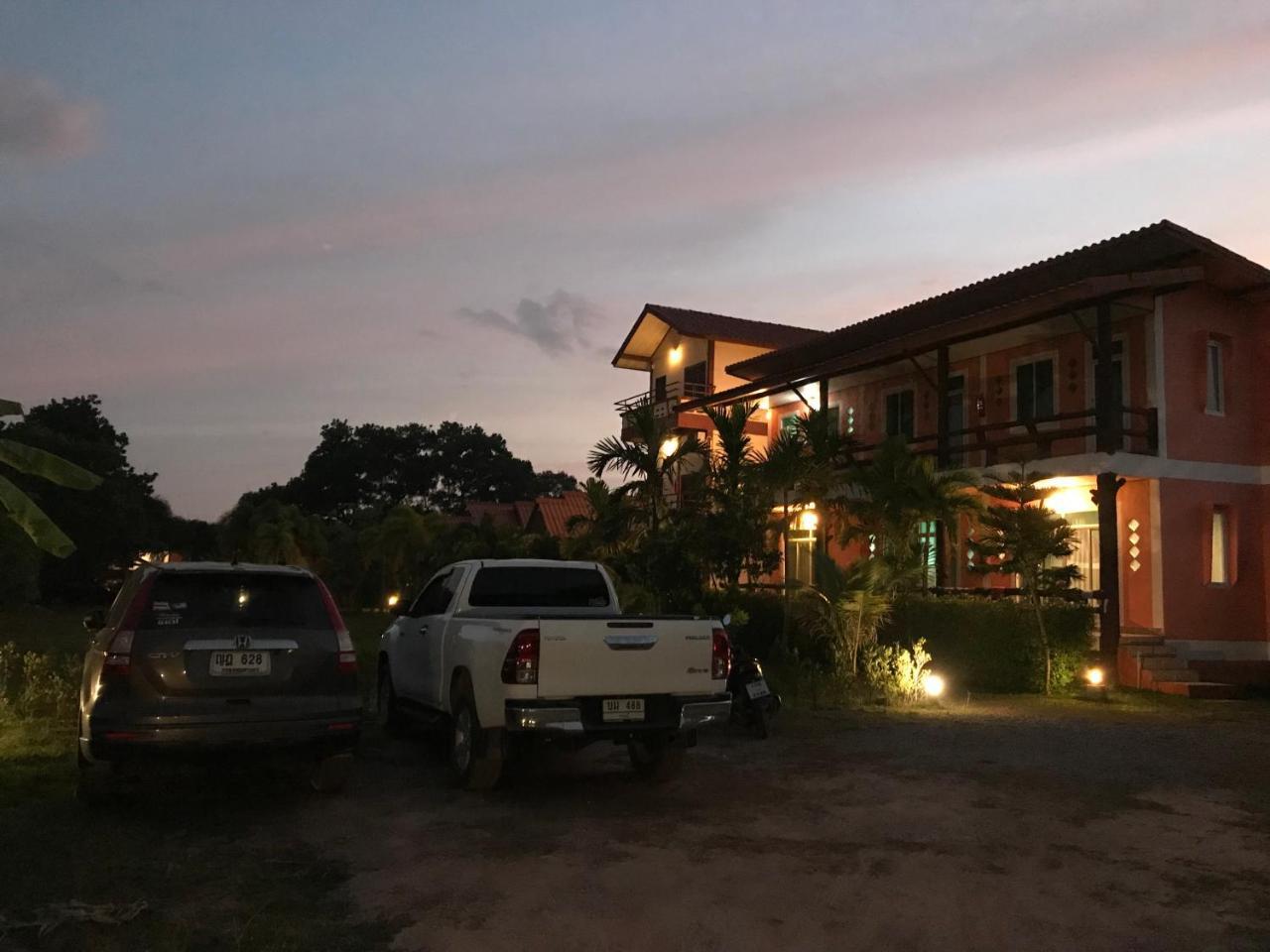 Lanta School Beach Resort Ko Lanta Екстериор снимка