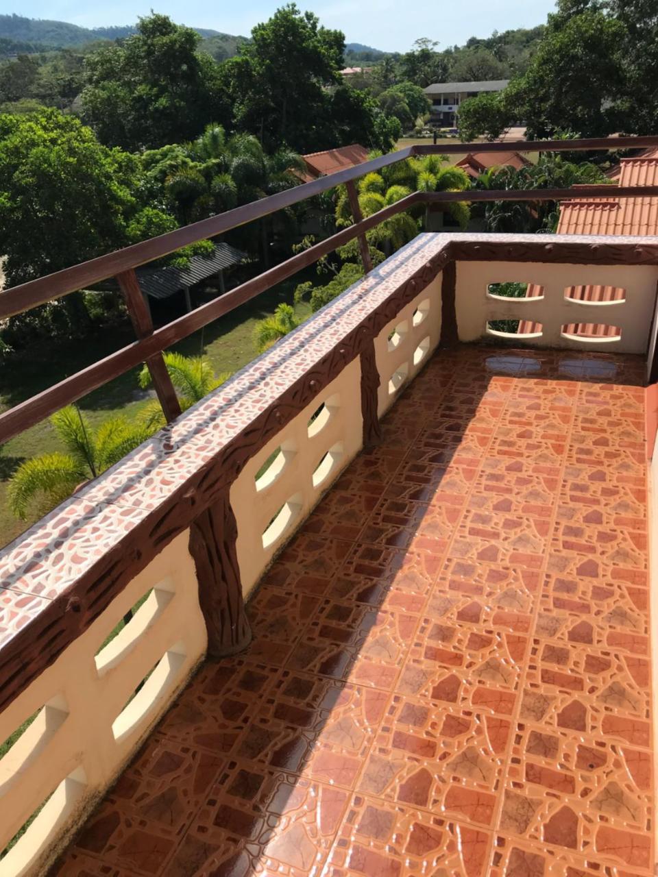 Lanta School Beach Resort Ko Lanta Екстериор снимка