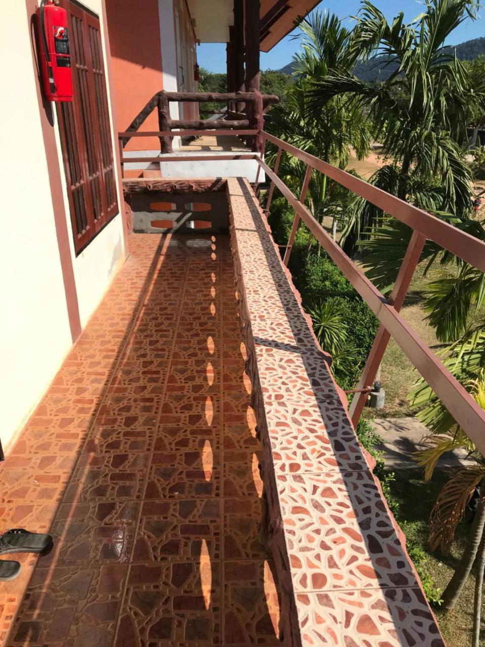 Lanta School Beach Resort Ko Lanta Екстериор снимка
